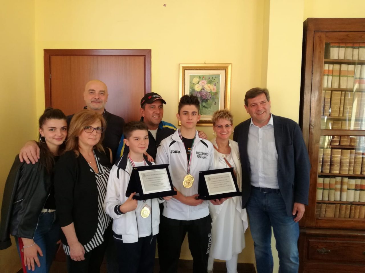 Giovani atleti della Uisp River di karate premiati in Comune
