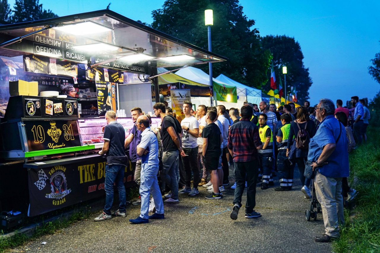 Notte Bianca la Pro Loco alza bandiera bianca