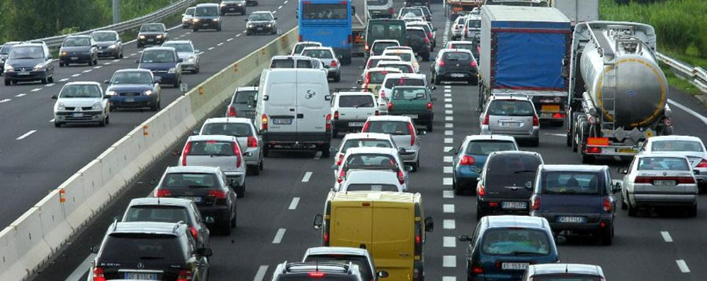 Bollo auto sospeso in Piemonte