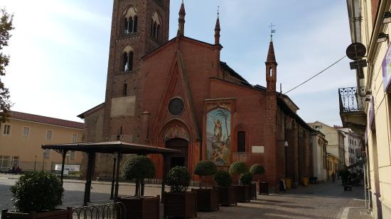 Ciriè: Monsignor Nosiglia in città per i 700 anni del Duomo di San Giovanni