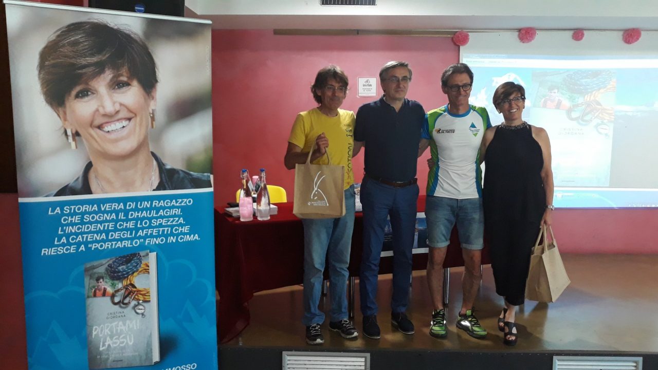 Presentato a Locana “Portami lassù”, la triste storia del giovane alpinista Luca Borgoni