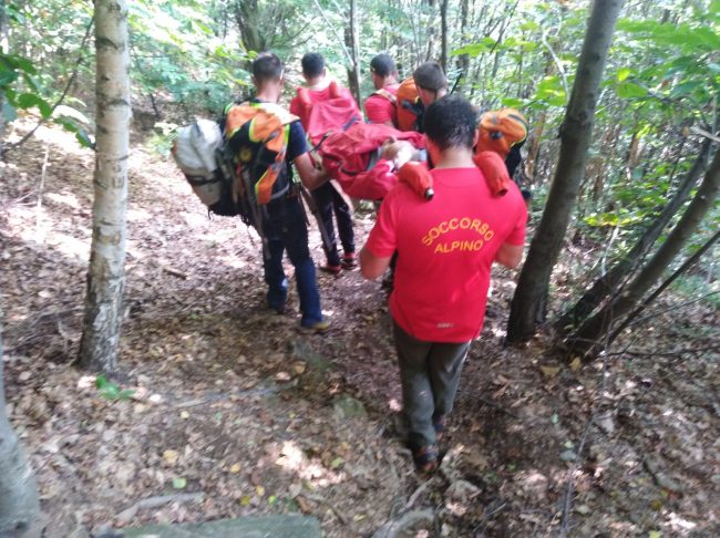 Cercatore di funghi salvato dal Soccorso Alpino a Locana