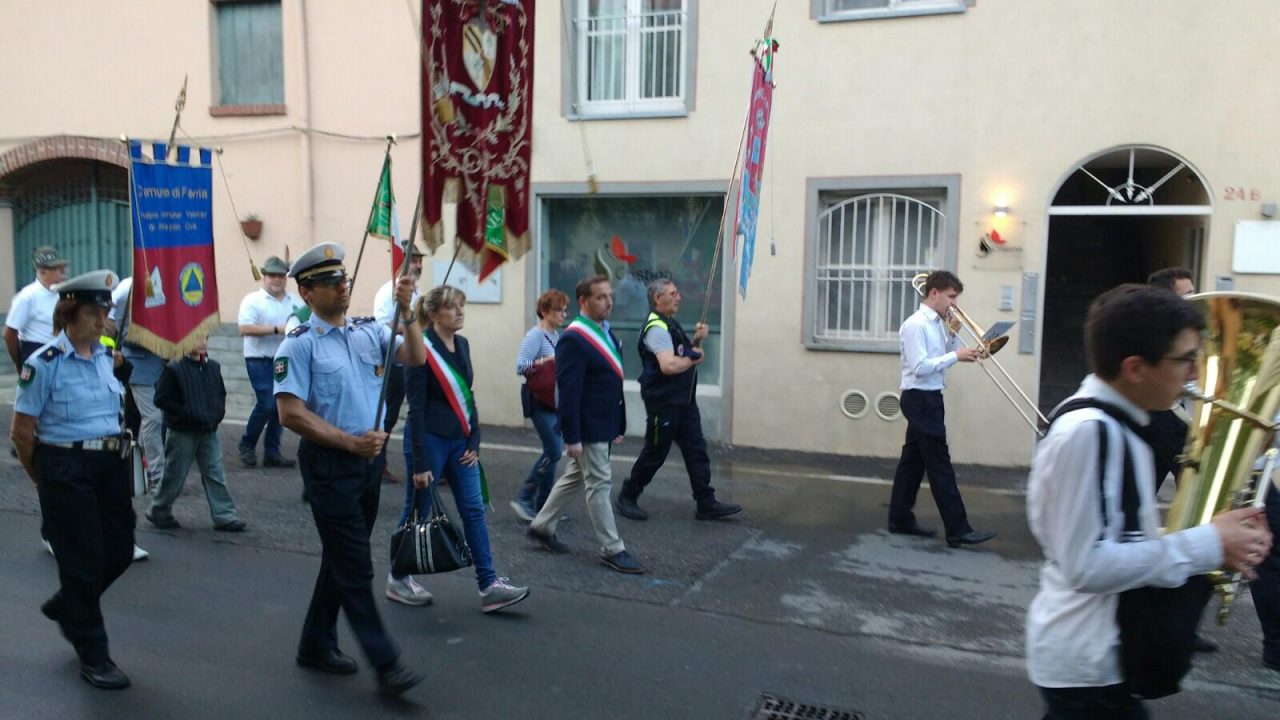 Favria e Oglianico unite per la processione del «Corpus Domini»