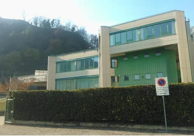 Polemiche a Pont sulla scuola: dove si farà ginnastica?