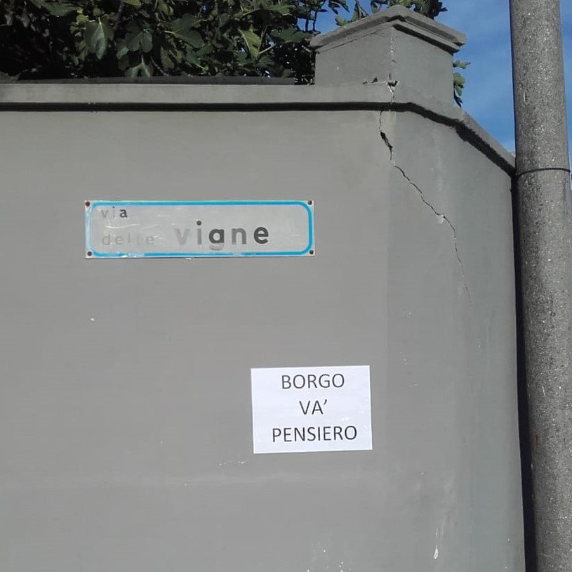 Anonimo poeta che cambia i nomi di piazze e vie