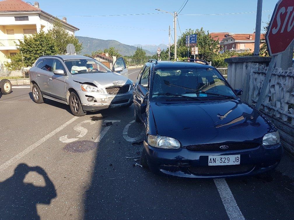 Muore dopo incidente stradale, in auto aveva 14mila euro in contanti