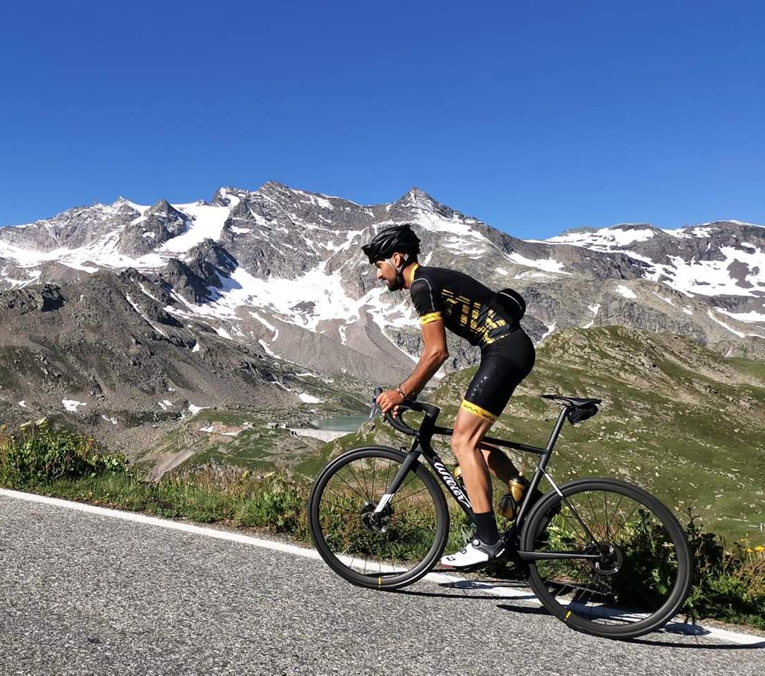 2100 chilometri in 13 tappe… in biciletta!