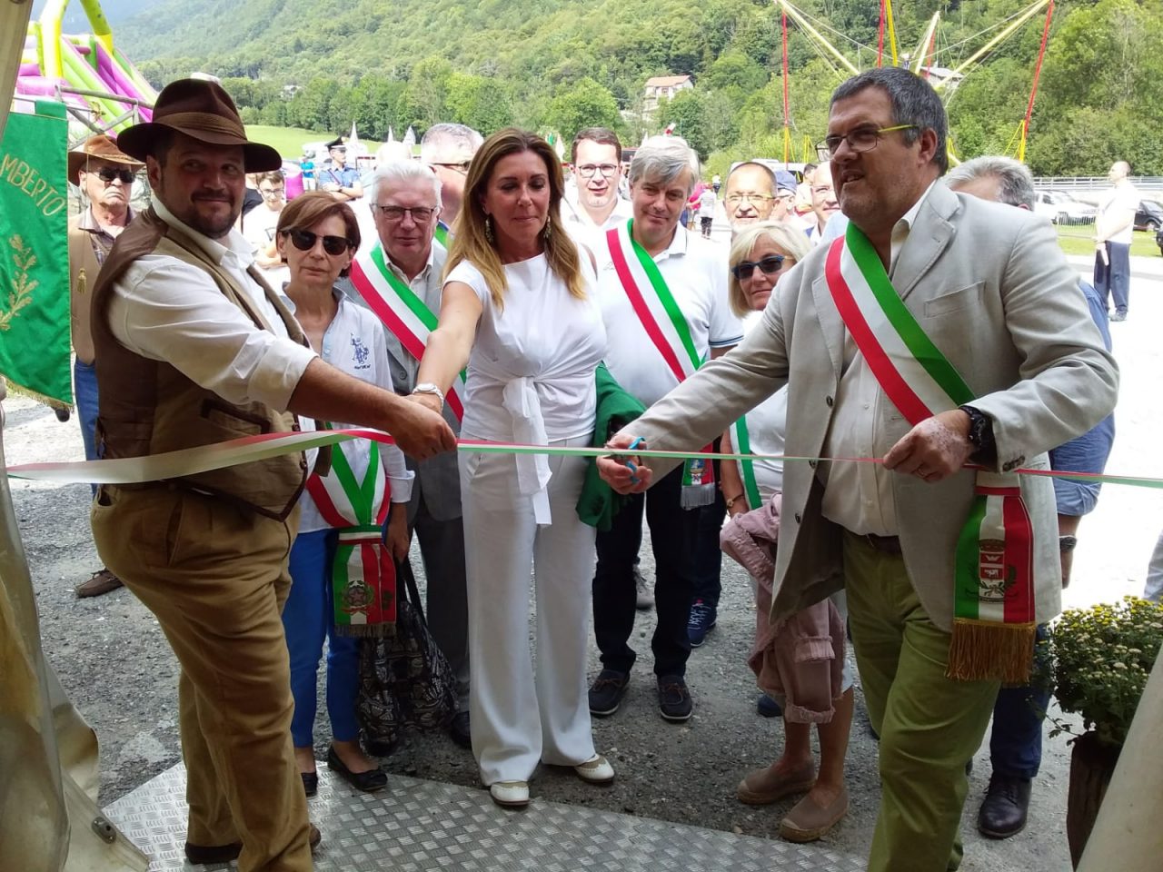 Taglio del nastro a Chialamberto per la Fiera 2019