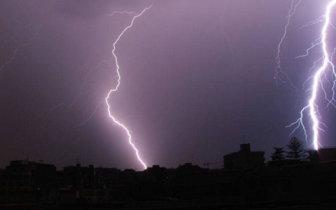 Allerta gialla per temporali: attese piogge intense, grandine e vento