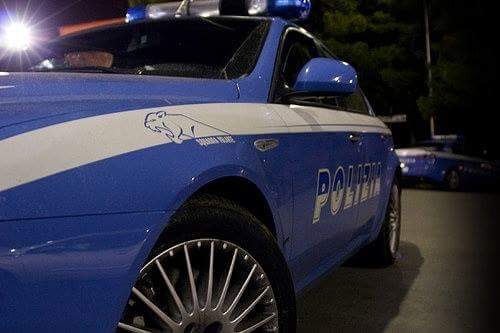 22enne viola gli arresto domiciliari: arrestato