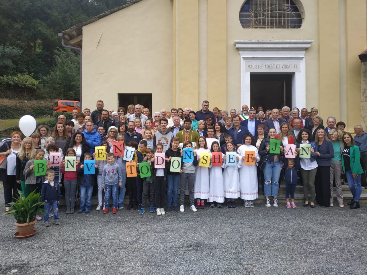 Cuorgnè: frazione Priacco ha dato il benvenuto a don Sheejan