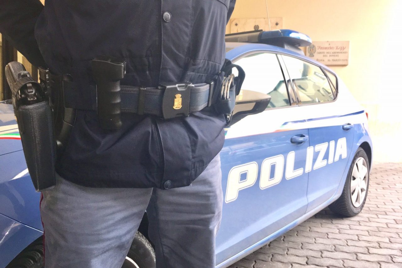 Non paga le consumazioni e minaccia la barista: 31enne arrestato