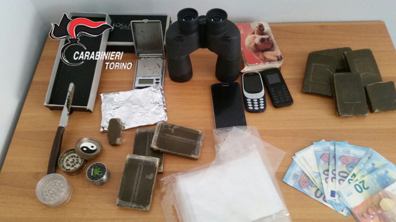 Droga a domicilio con la “tassa carburante”, 13 denunce