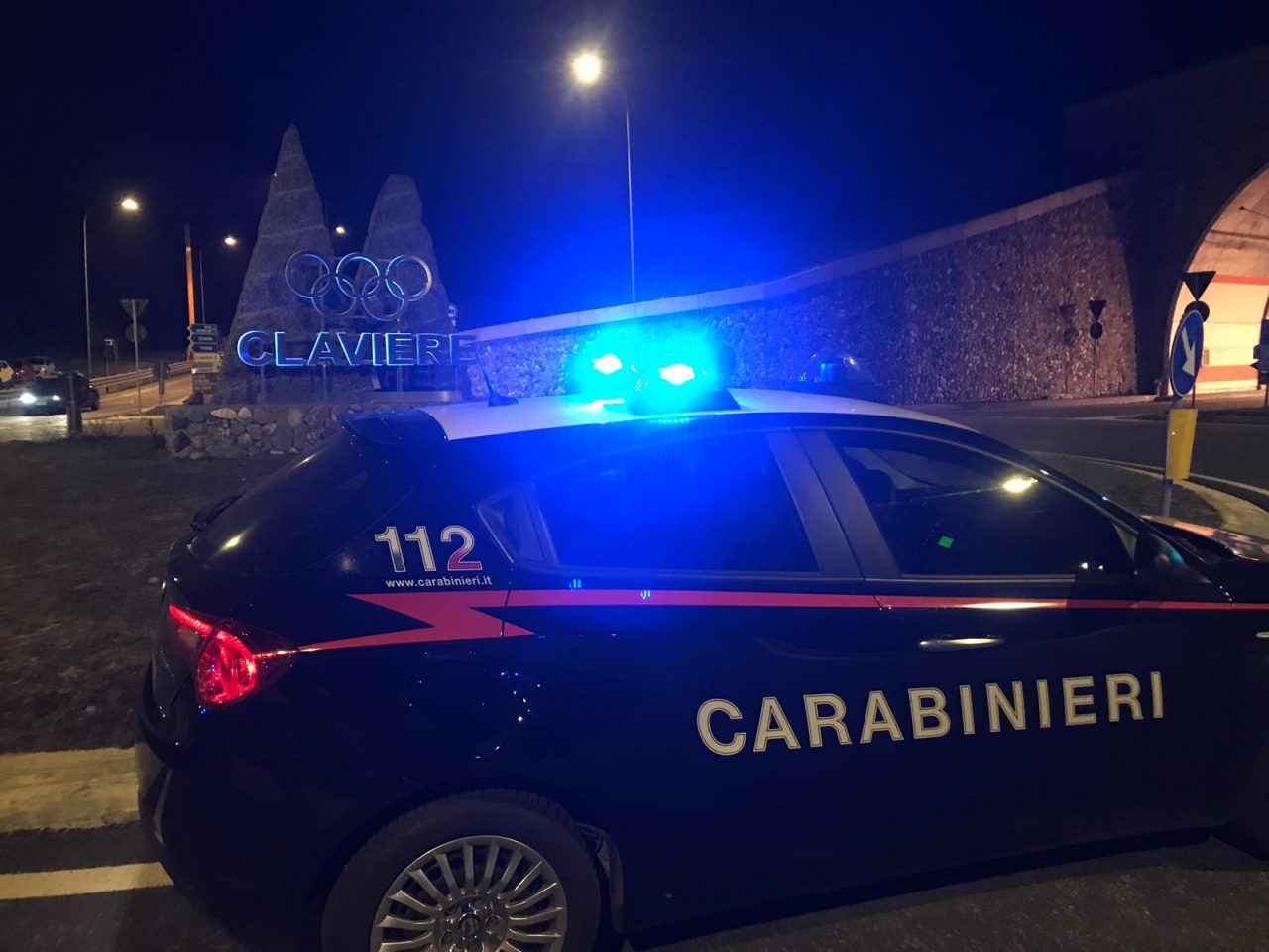 Operazione Dress-code, 19 arresti: camicia ben stirata, barba rasata e bassa velocità per non destare sospetti