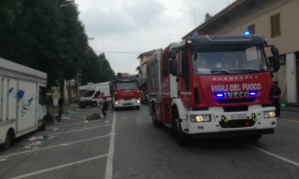 Anziana cade in casa, intervento dei vigili del fuoco | FOTO