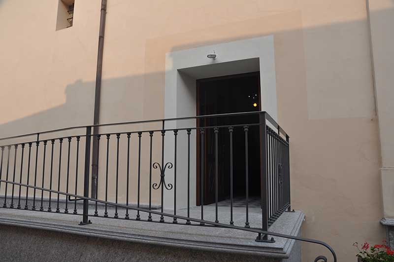 Nuova rampa di accesso alla parrocchia costa 25mila euro