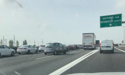 Incidente sulla A4: traffico bloccato dopo l'uscita Volpiano Sud