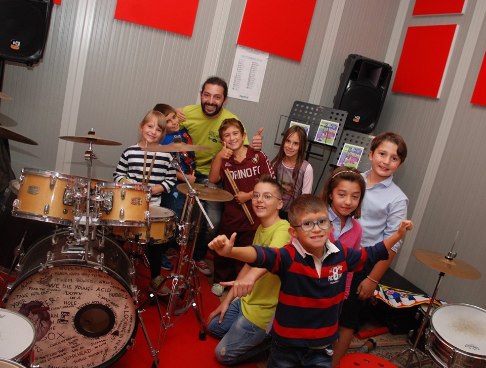 Tanti giovani all'Open day della Scuola di musica F.Romana di Castellamonte