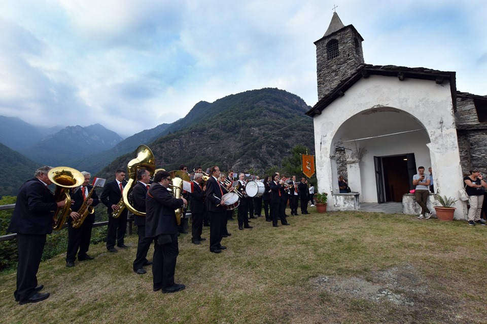 Esaltazione della Santa Croce: grande festa a Sparone