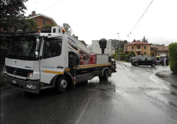 Rivara: basta scontri all’incrocio, arriva il semaforo intelligente