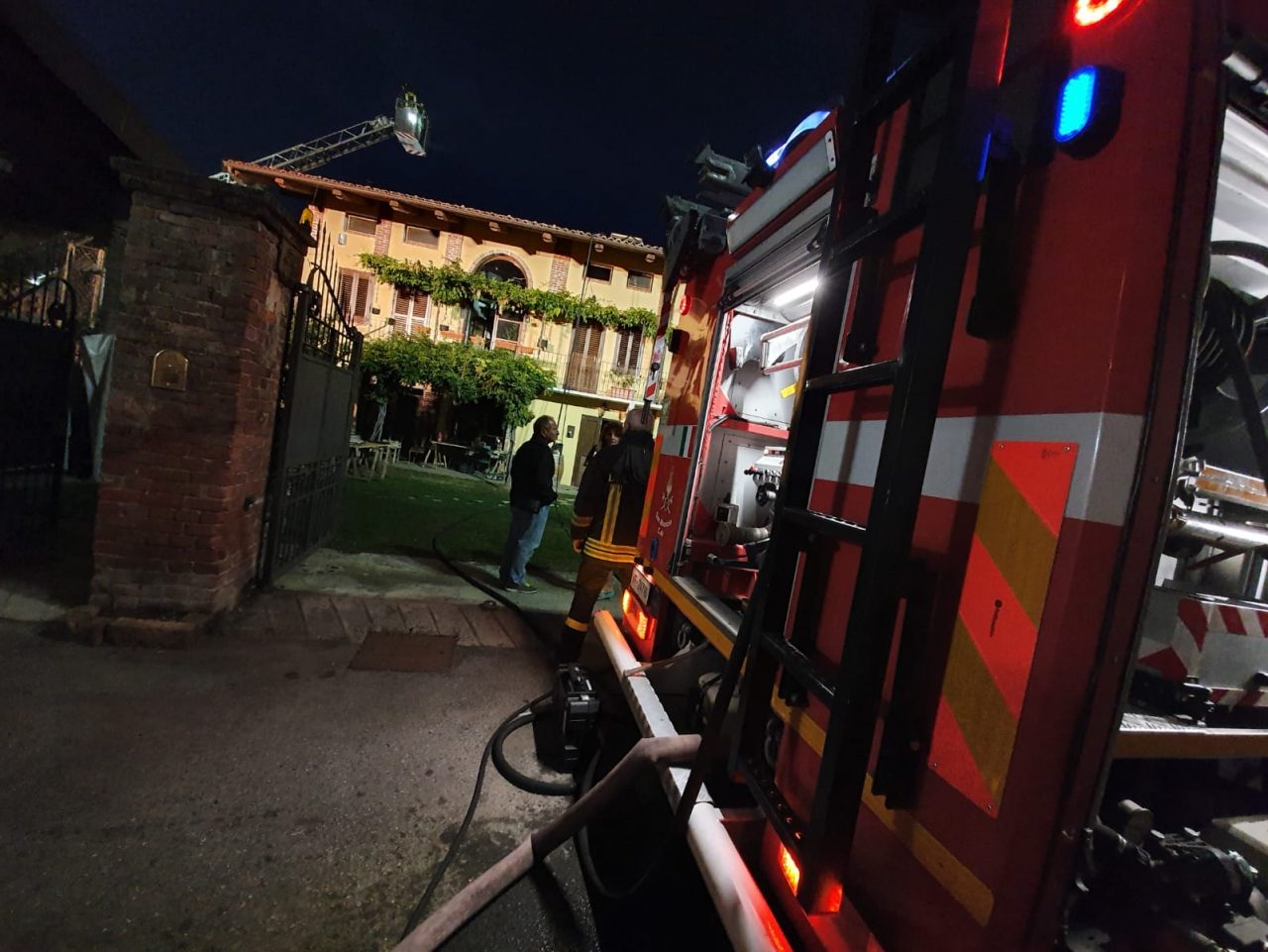 Incendio tetto a San Maurizio Canavese