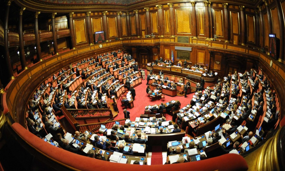 Riduzione dei parlamentari: 16 deputati e 8 senatori in meno al Piemonte