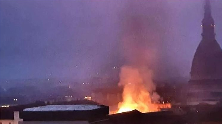 Incendio alla Cavallerizza, fermato l’autore IL VIDEO