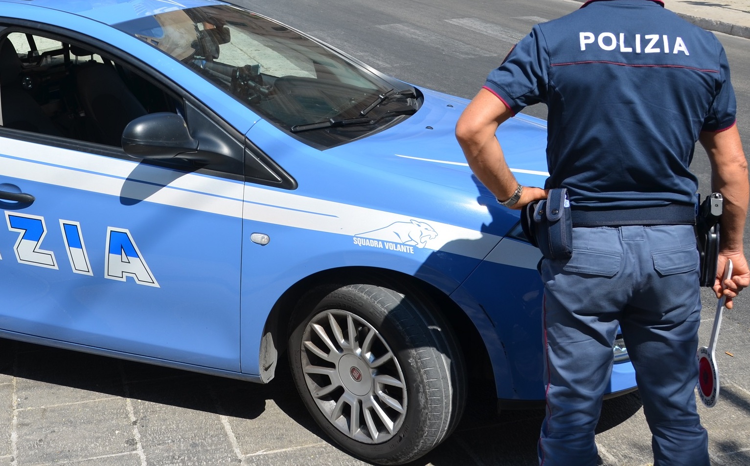 Risultato immagini per polizia di stato