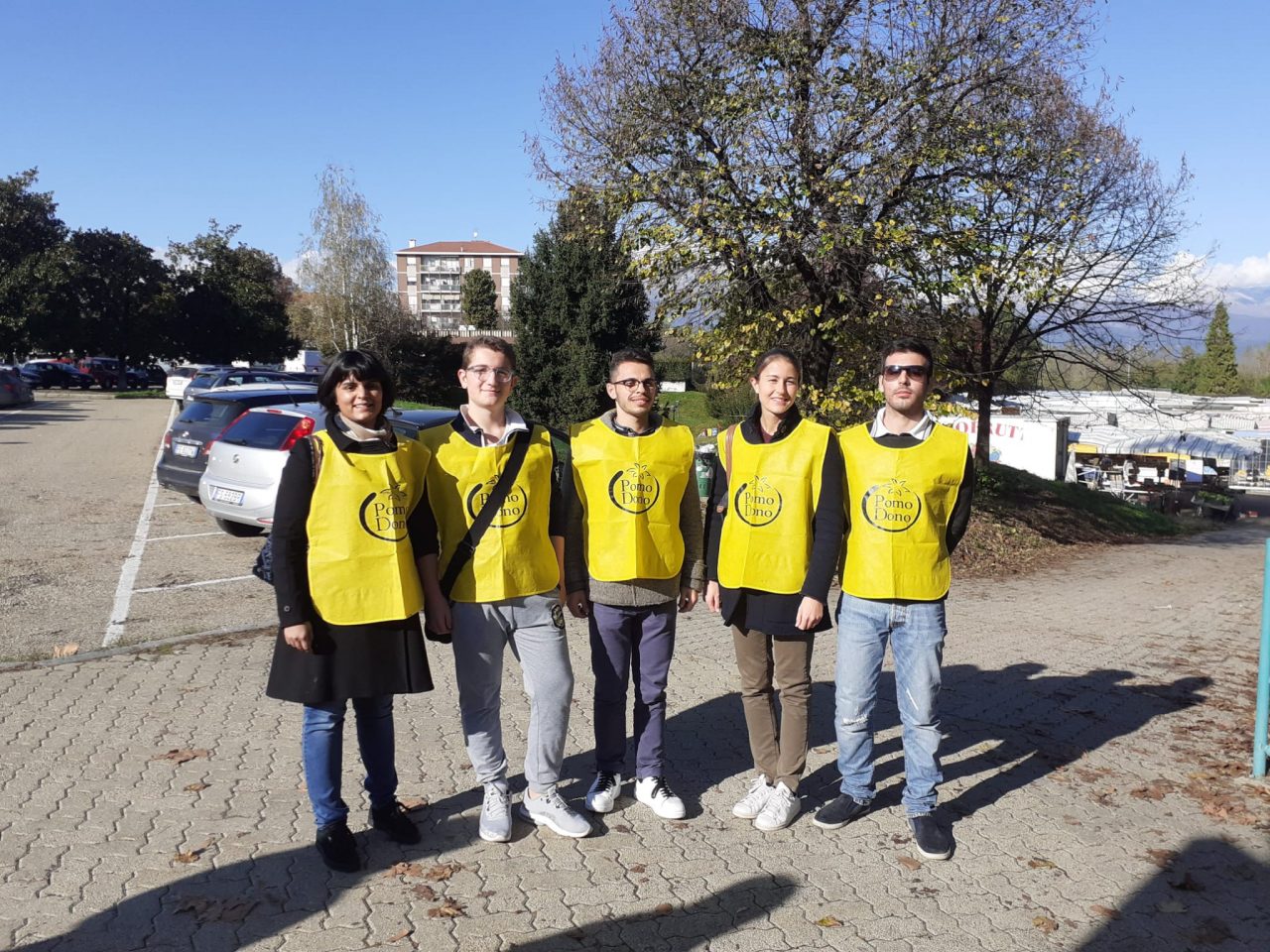 Mille persone aiutate in Canavese dal progetto solidale Pomo dono