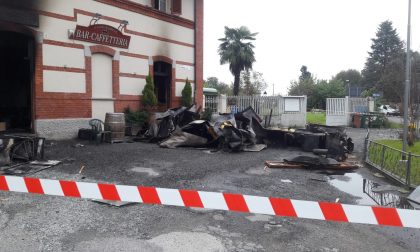 Incendio devasta il bar Stazione a Valperga