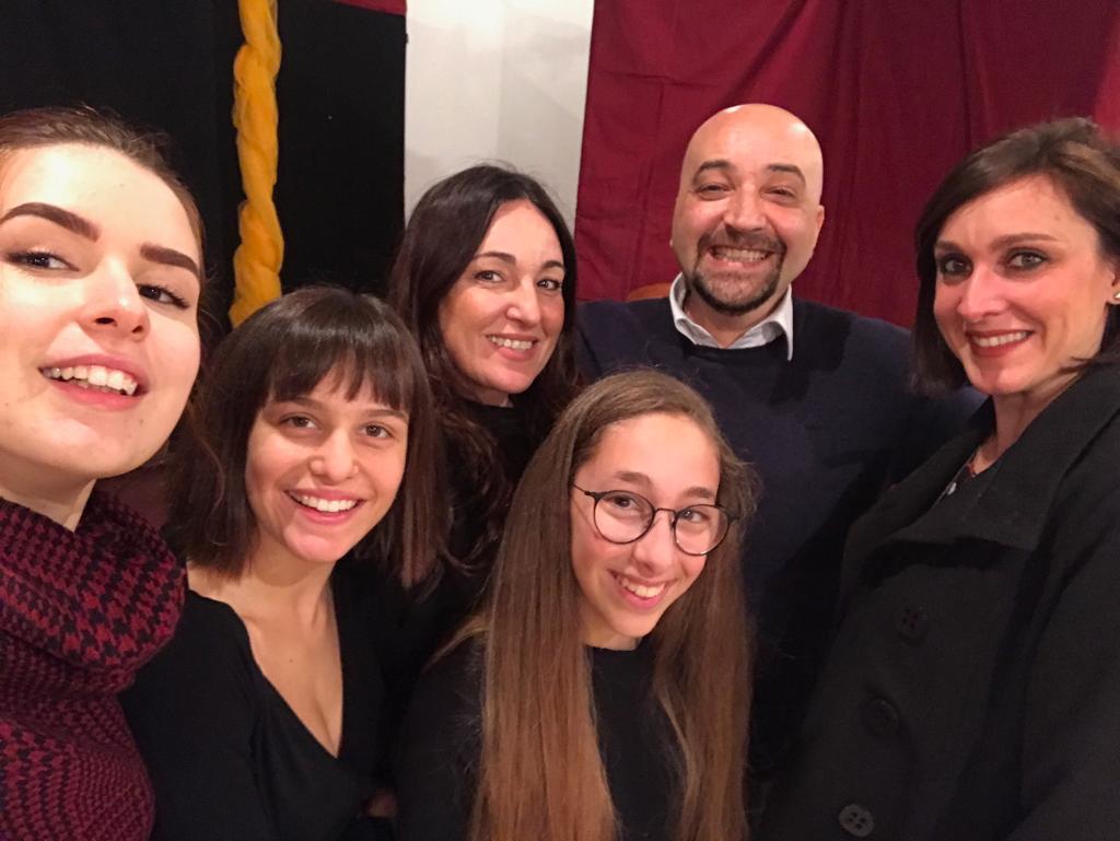 Nella giornata Internazionale contro la Violenza sulle donne in scena a Banchette “Bisbigli”