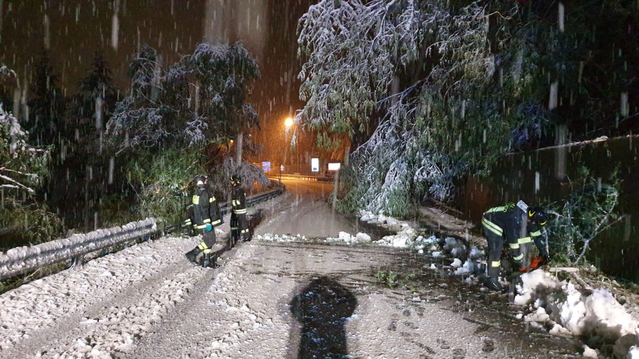 Blackout in Valle Orco, amministratori esasperati: “Servizio peggiore rispetto a 20 anni fa”