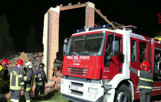 Vigili del fuoco morti ad Alessandria: fermato il proprietario di casa