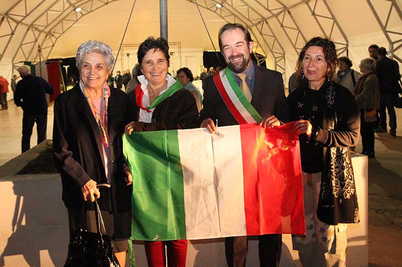 Fiaccolata per il popolo curdo