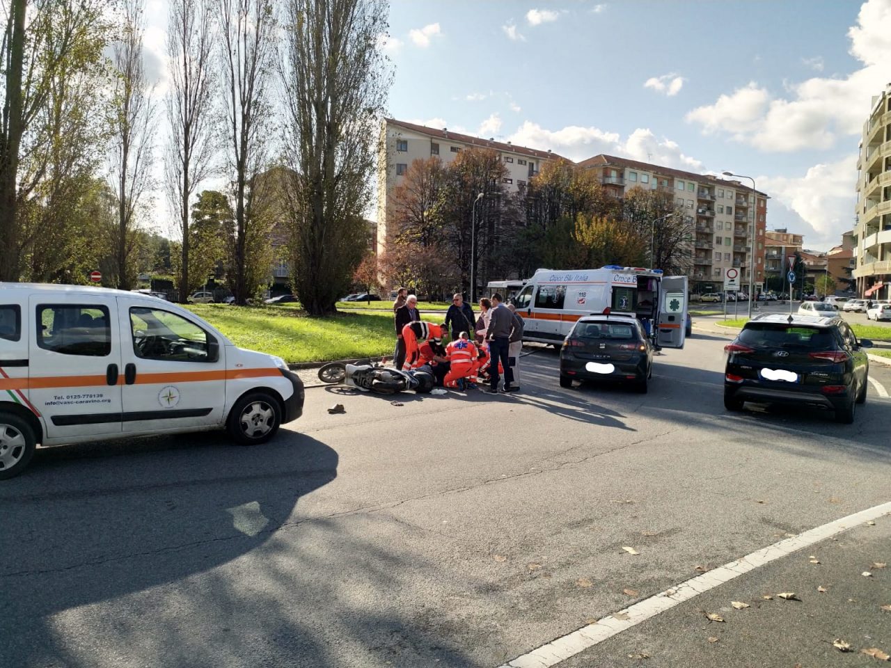 Scontro fra moto e scooter a Banchette