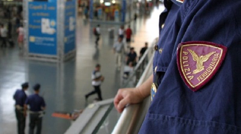 Controlli su treni e nelle stazioni, oltre 3400 persone identificate