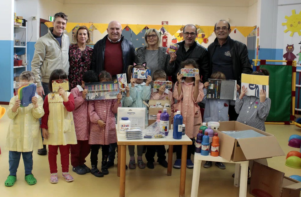 Rione Là Drint solidarietà alla scuola Belloc