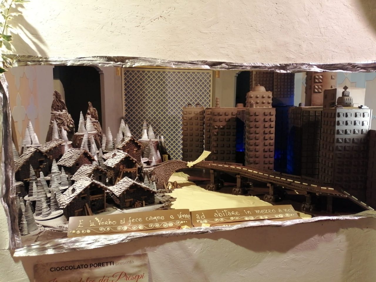Presepe di cioccolato per solidarietà a Mezzenile
