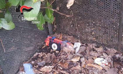 Allarme bomba a Settimo, intervento degli artificieri | FOTO e VIDEO