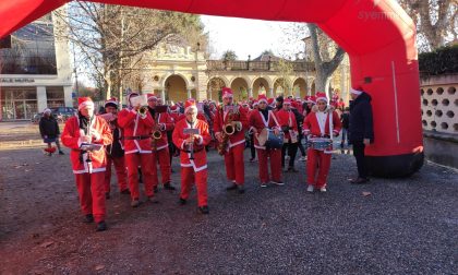 Ciriè: centinaia di Babbi Natale per i bimbi dell'ospedale (IL VIDEO)