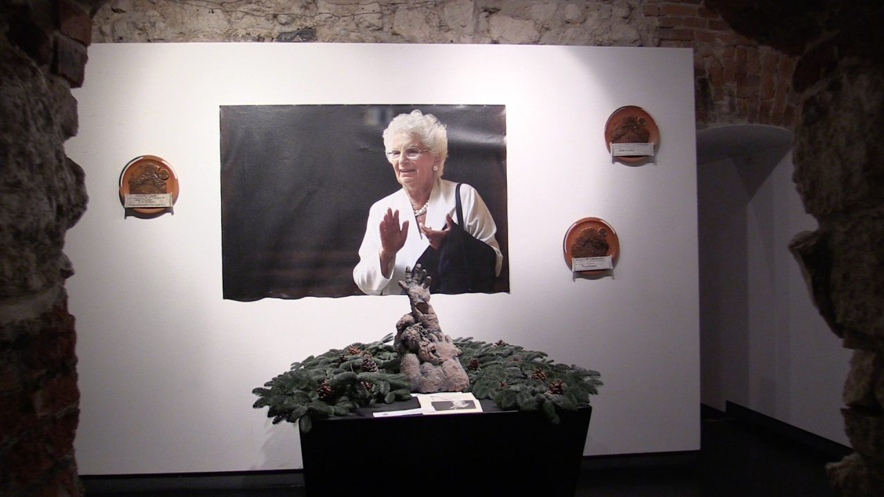 Nell'ambito del progetto “La Memoria Viva”, venerdì scorso, 6 dicembre 2019, è stata inaugurata la mostra “Memoria Storica e Culturale del Canavese” a Cracovia.