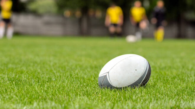 Scontro durante la partita, giocatore di rugby finisce in ospedale