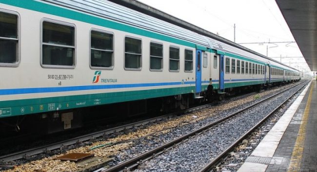 Sciopero Trenitalia: il personale incrocerà le braccia per 23 ore, treni a rischio