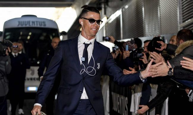 Cristiano Ronaldo firma l’accordo con l’azienda di Lapo Elkann | VIDEO