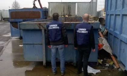 Smaltimento rifiuti, perquisizioni dei carabinieri negli stabilimenti