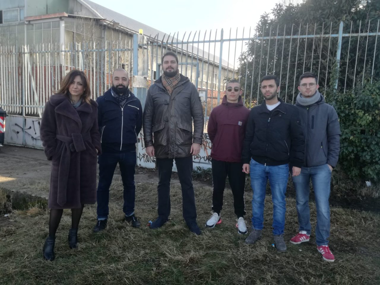 Sopralluogo all’ex cartiera di Ciriè dopo il rave party, critiche da Fratelli d’Italia