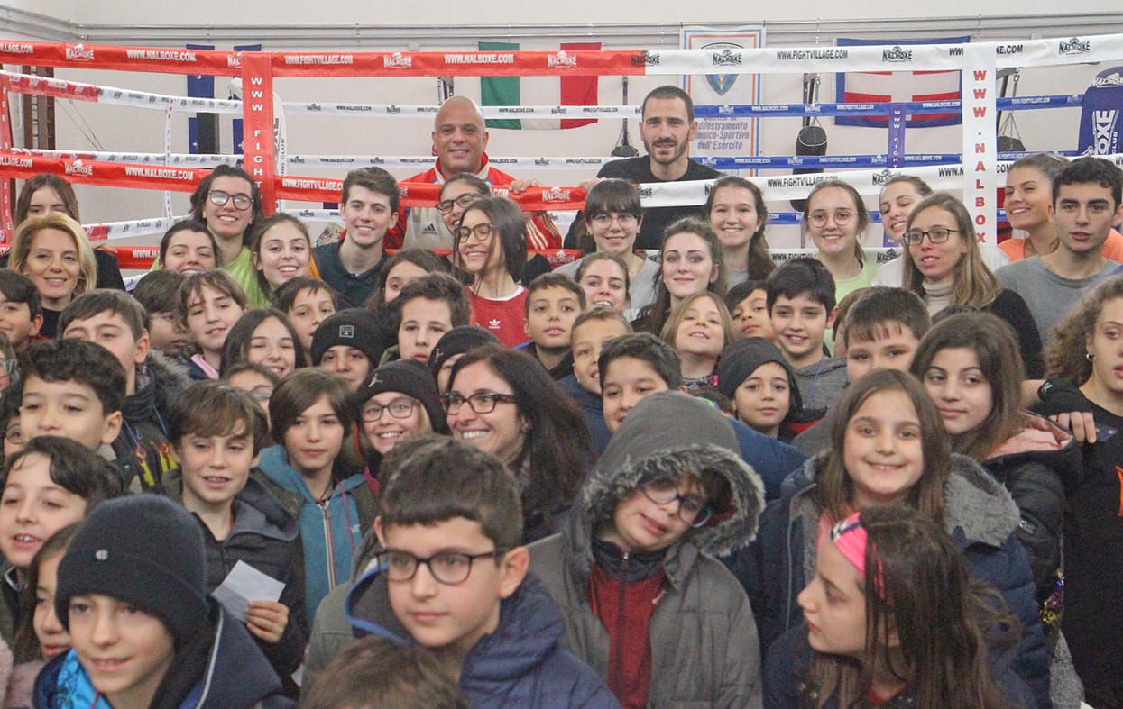 Leonardo Bonucci a Ivrea per un evento contro il bullismo organizzato da Nalboxe