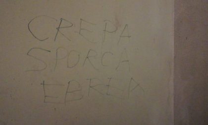 Scritta antisemita  a Torino nel Giorno della Memoria: "Crepa sporca ebrea"