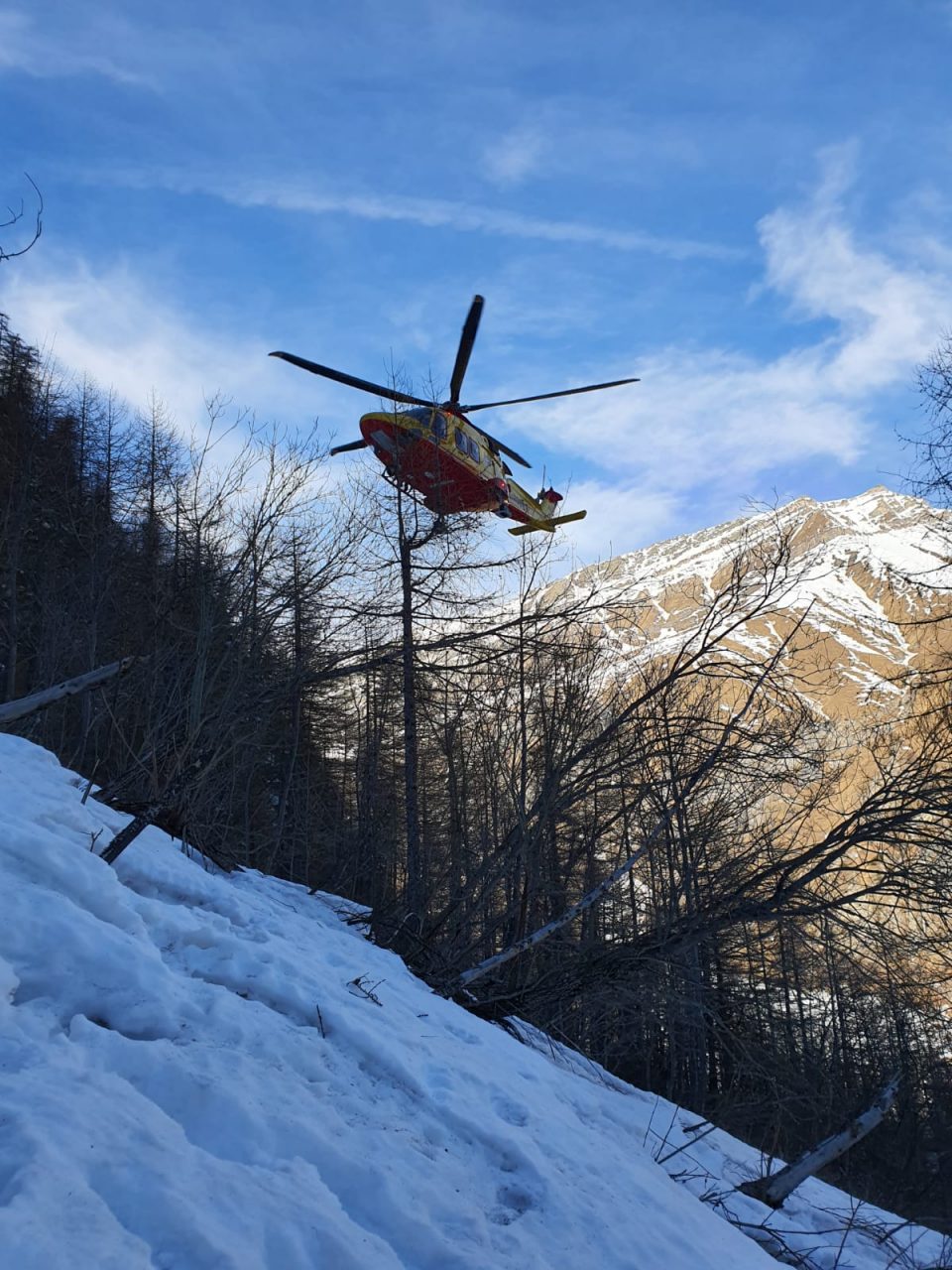 Recuperato alpinista ferito nel cuneese: codice rosso