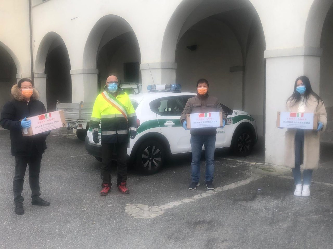 Mascherine e Dpi donati dalla Comunità Cinese alla città di Cuorgnè